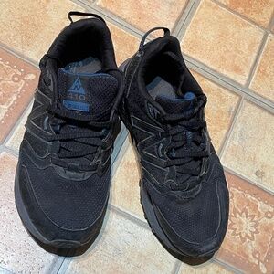 shoes new balance men 10